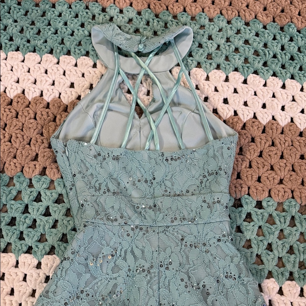 Windsor Blue Teal  Lace Sequins Halter Prom Mini Dress Womans sz 1 / 2 Small - Picture 3 of 6